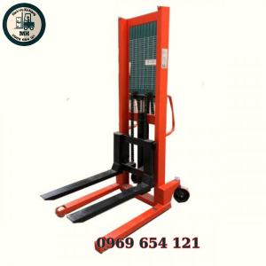 Xe nâng tay cao 1 tấn nâng cao 1.6m CTY-A1016 không phanh hãng Niuli