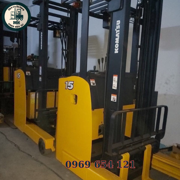 Xe nâng dầu komatsu 2,5 tấn - Ảnh 2
