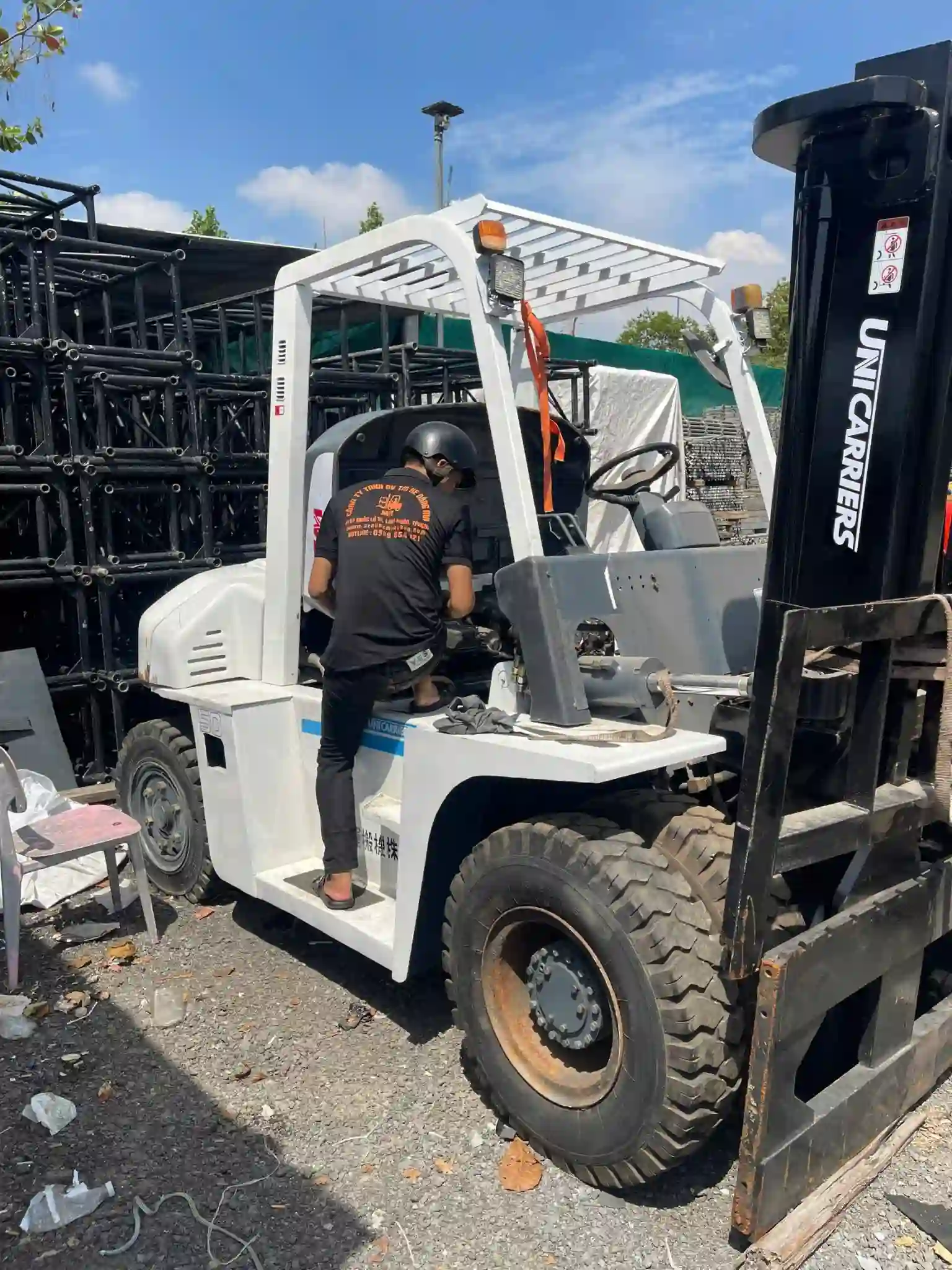 sua-xe-nang-tai-thu-dau-mot