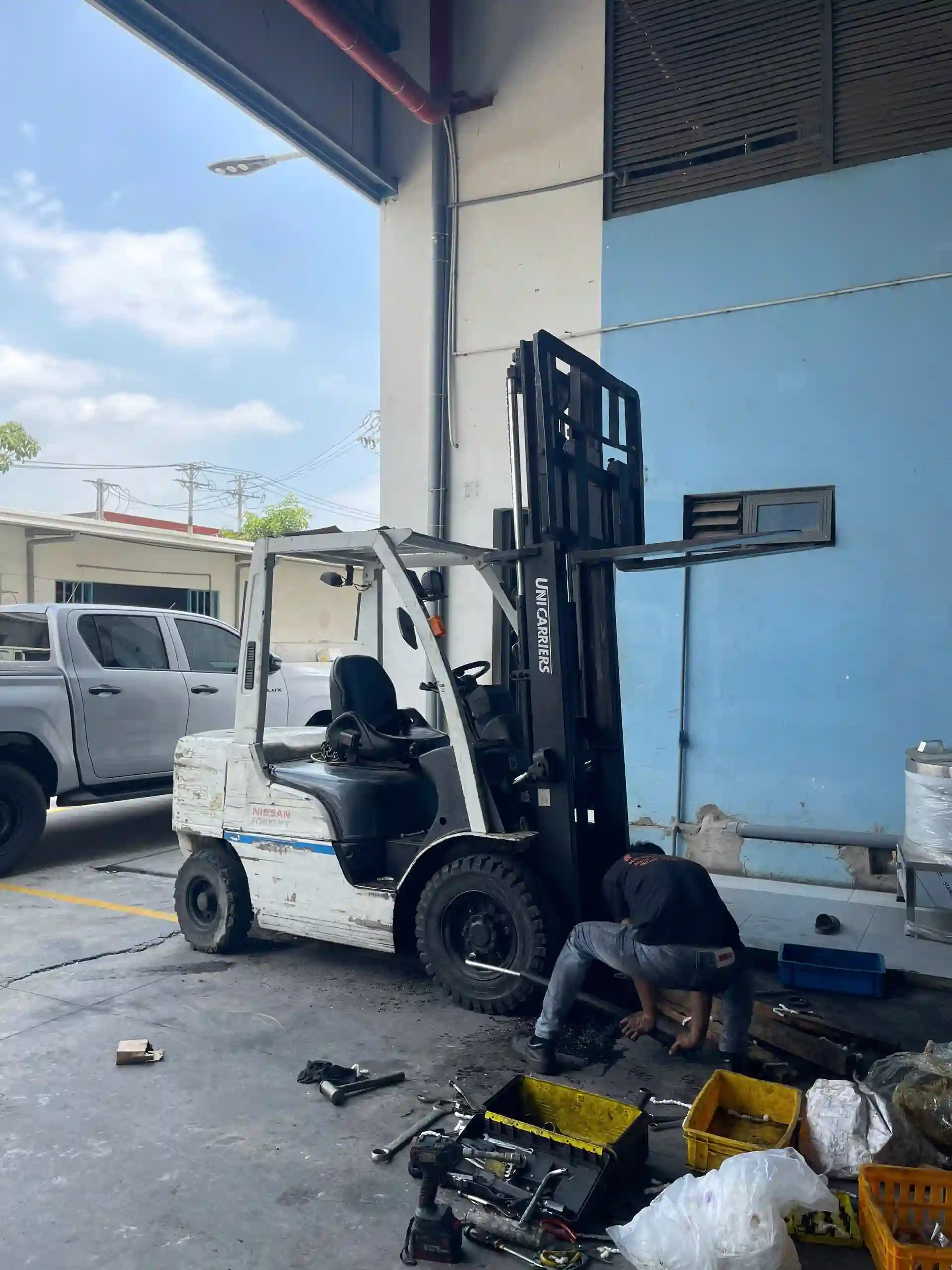 thay-the-phu-tung-xe-nang-chinh-hang