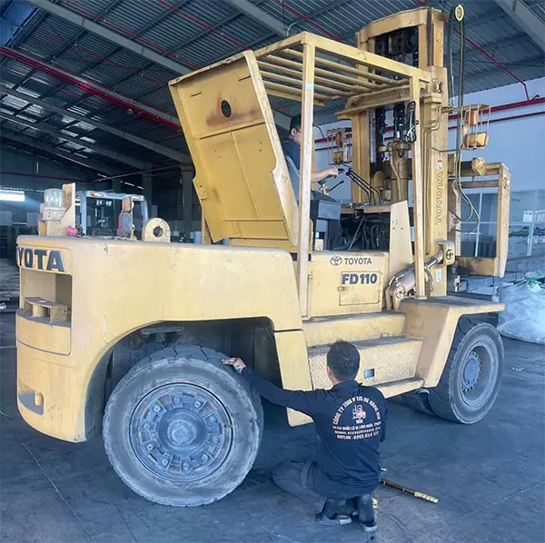 bao-duong-xe-xuc-lat-4