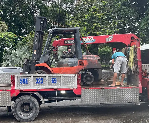 sua-xe-nang-toyota